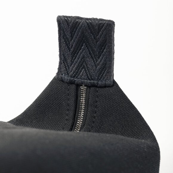 Hermes Bride-a-Brac Small Model Noir Canvas & Bleu Nuit Chevron Strap Case - Picture 11 of 14